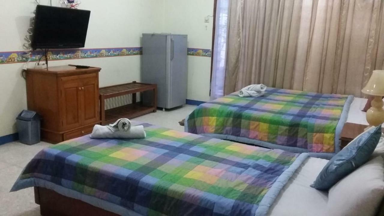 Manggo Home Sleman  Exteriör bild